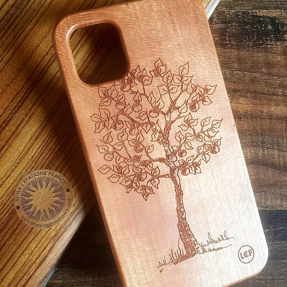 APPLE TREE Wood Phone Case Nature