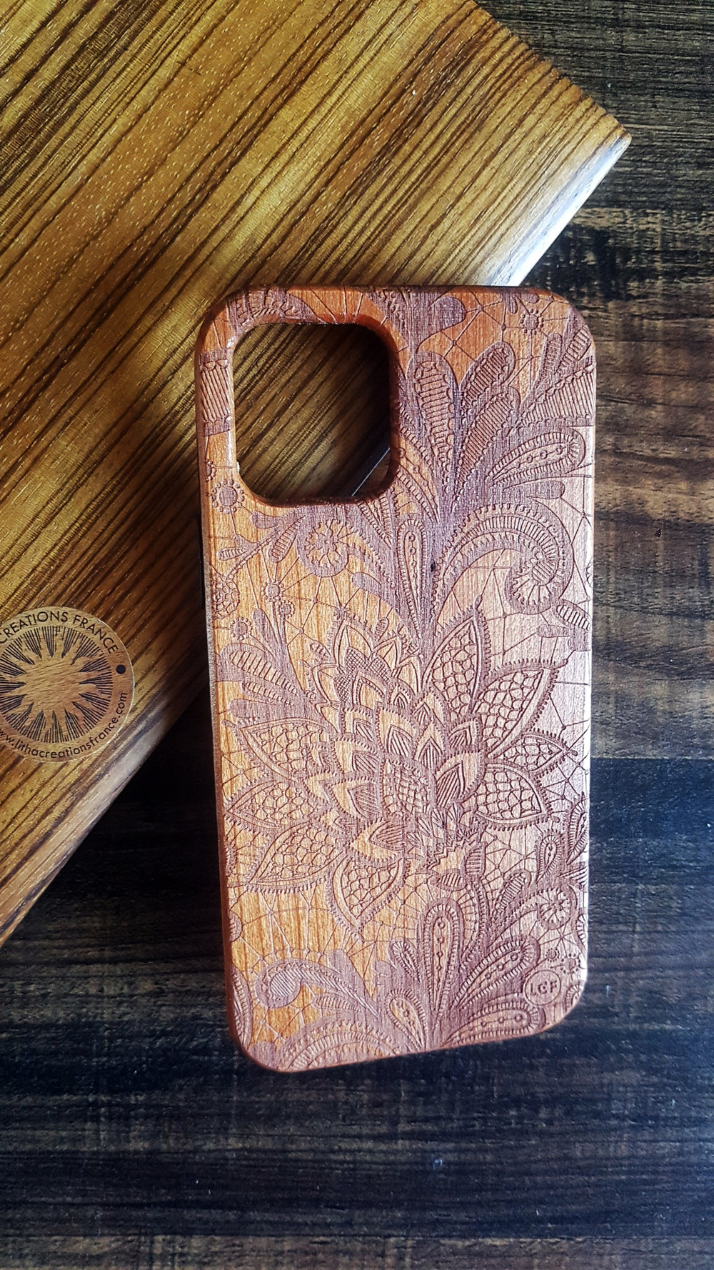 BLOSSOM Wood Phone Case Abstract Floral