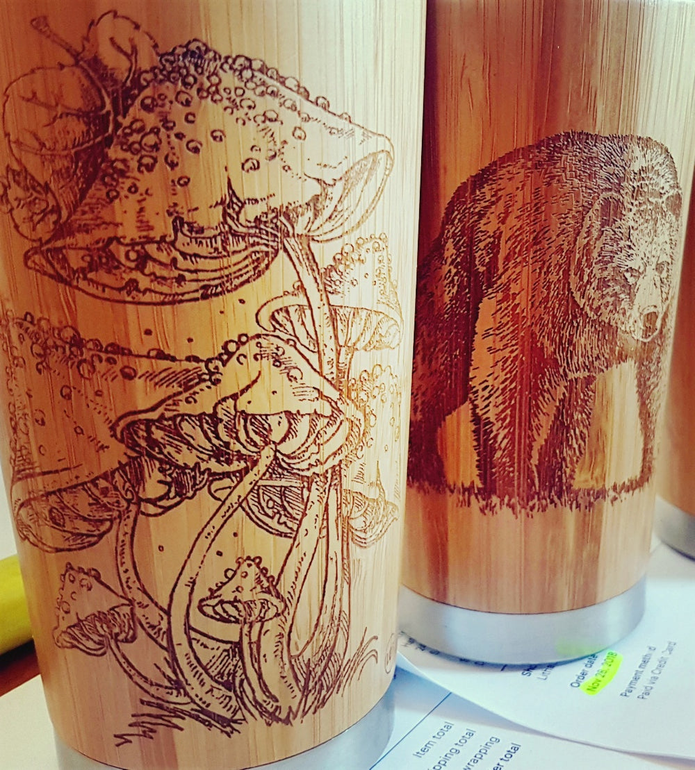 Bamboo Travel Mug Mushroom AMANITA and Bear Engraved Tumbler - litha-creations-france
