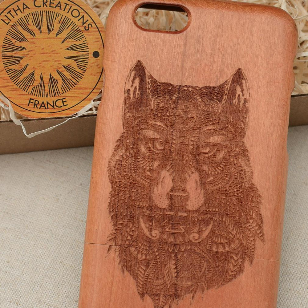 FOREST SPIRIT Psychedelic Animal Wood Phone Case